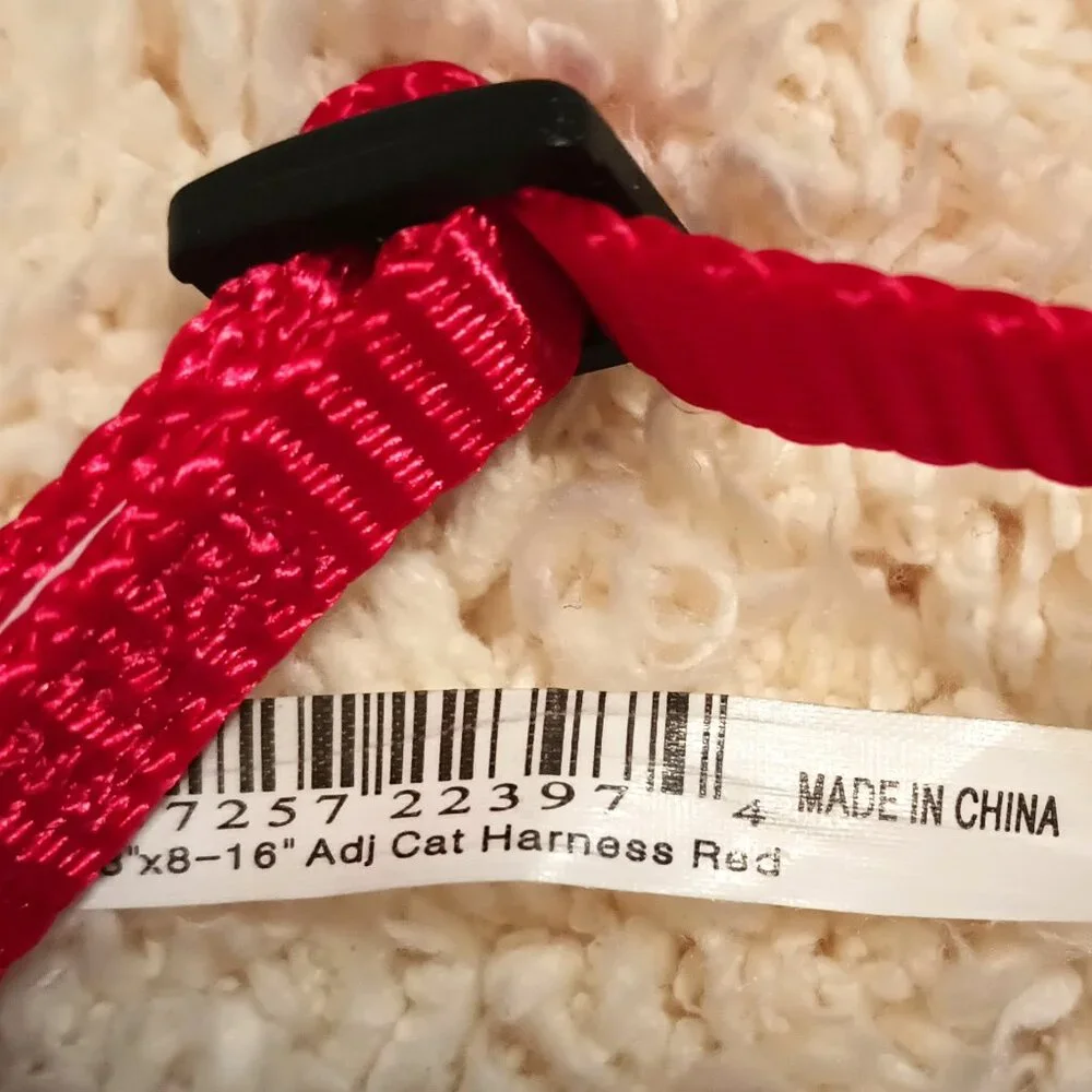 EUC~ PetSafe Come w/ Me Kitty Nylon Cat Harness & Bungee Leash + 1 Red Harness